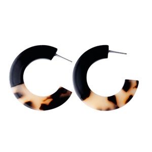 Resin Medium Black and white tortoise earrings